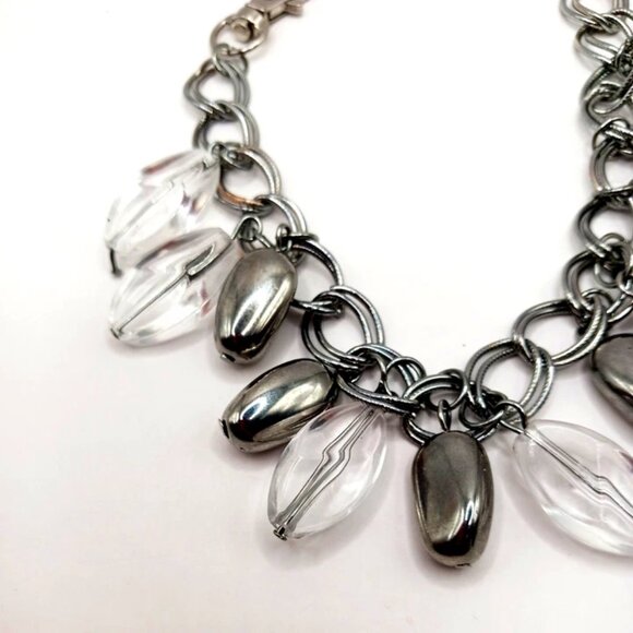 Clear Acrylic + Silver Beaded Chainmail Bracelet Silver Tone 9" - Picture 3 of 9